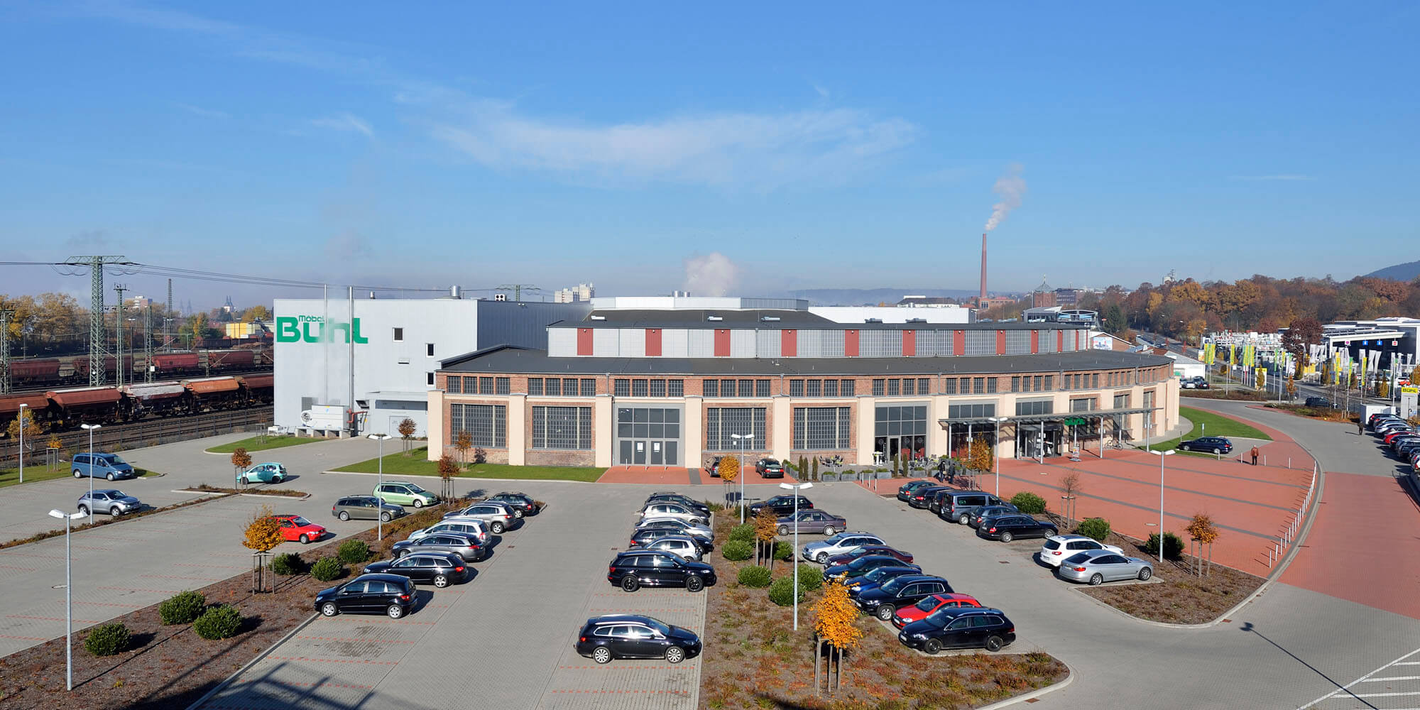 Vom Lokschuppen zum Möbelhaus